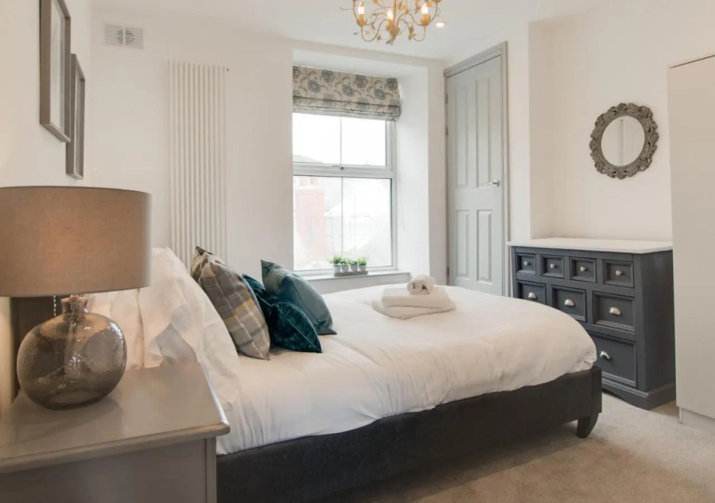 Elenydd Apartment