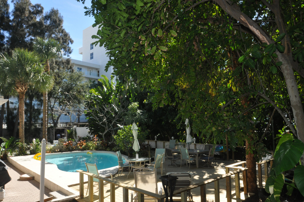 Treasure Island Beach Retreat Sleeps Up To 12