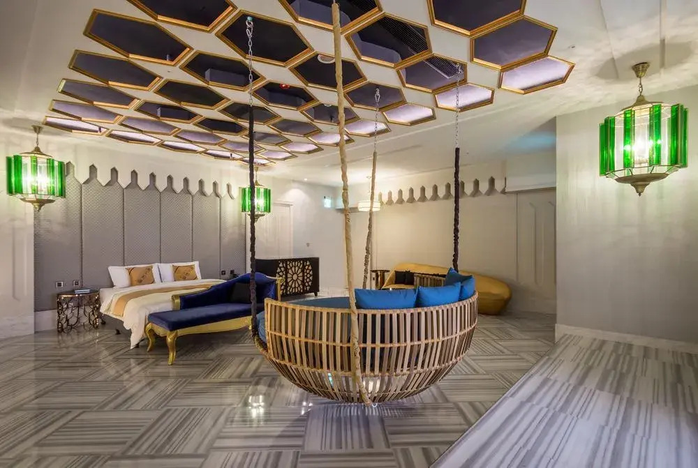 Icolour Villa Motel