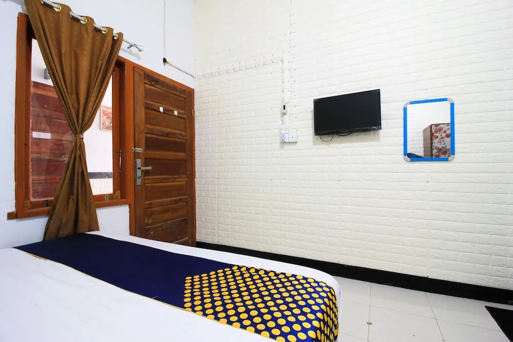 SPOT ON 2252 Ranira Homestay