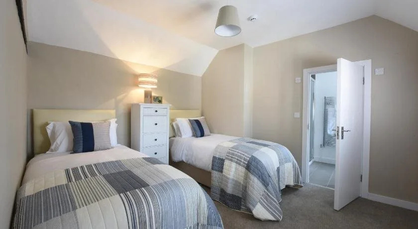 Woodstock Suites