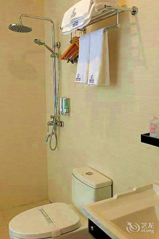 Tiecheng Hotel