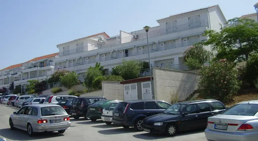 Apartments Laura