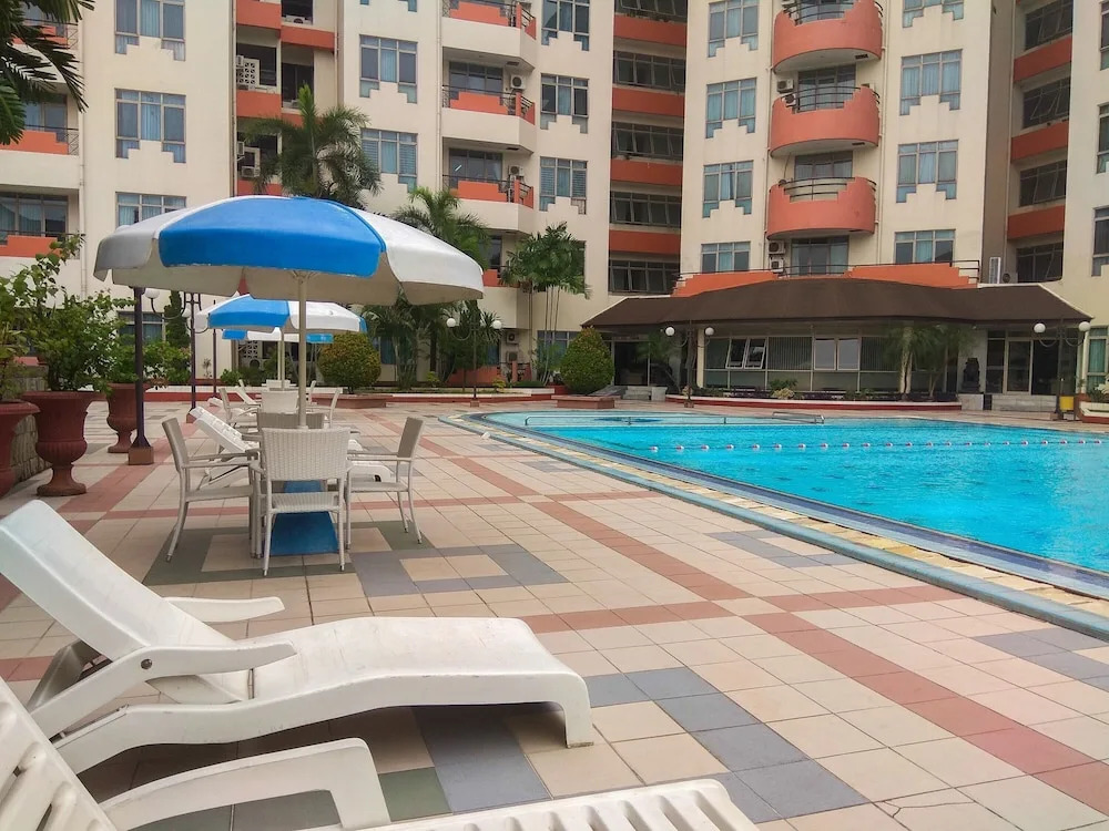 Fully Furnished and Cozy 2BR at Pondok Klub Villa Apartment