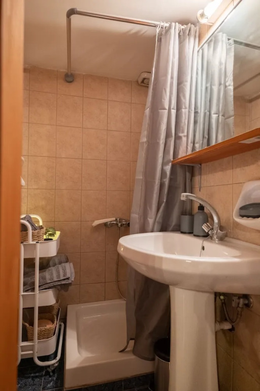 Walnut tree Villa Ano Archanes-10km from Heraklion