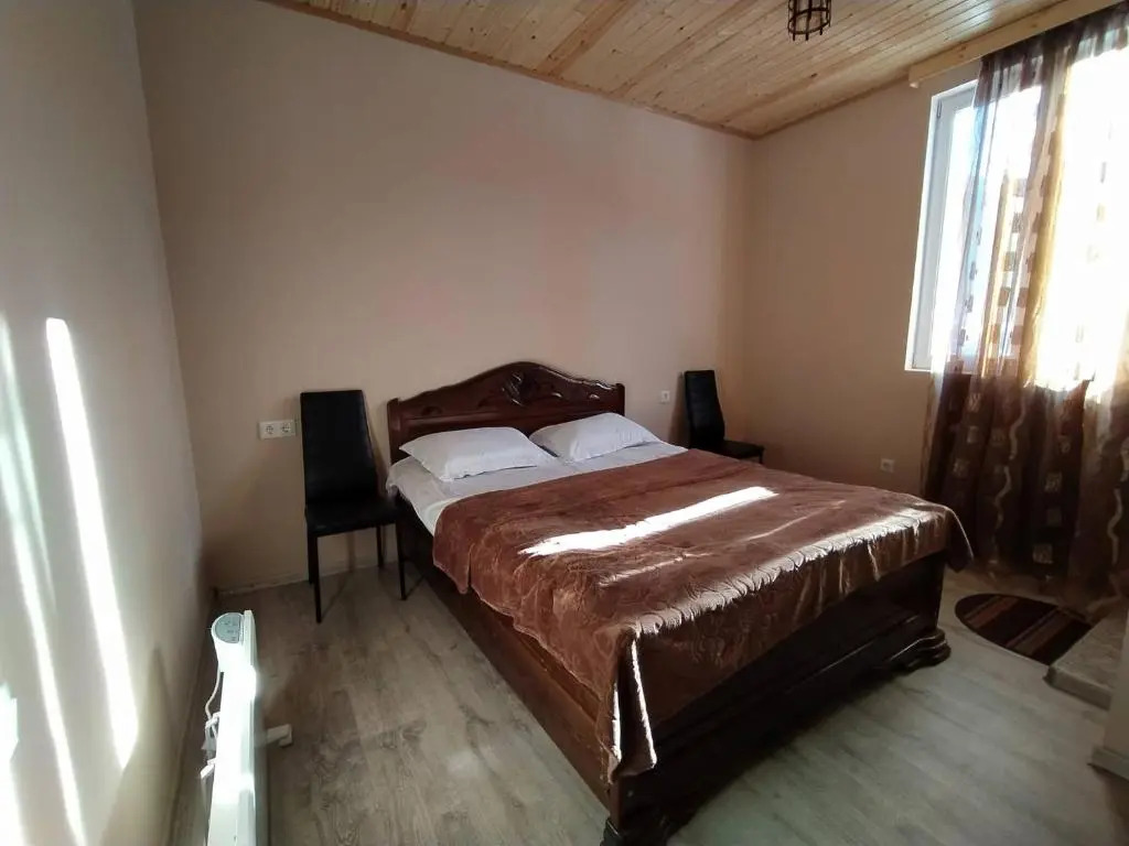 Ratiani's Guest House