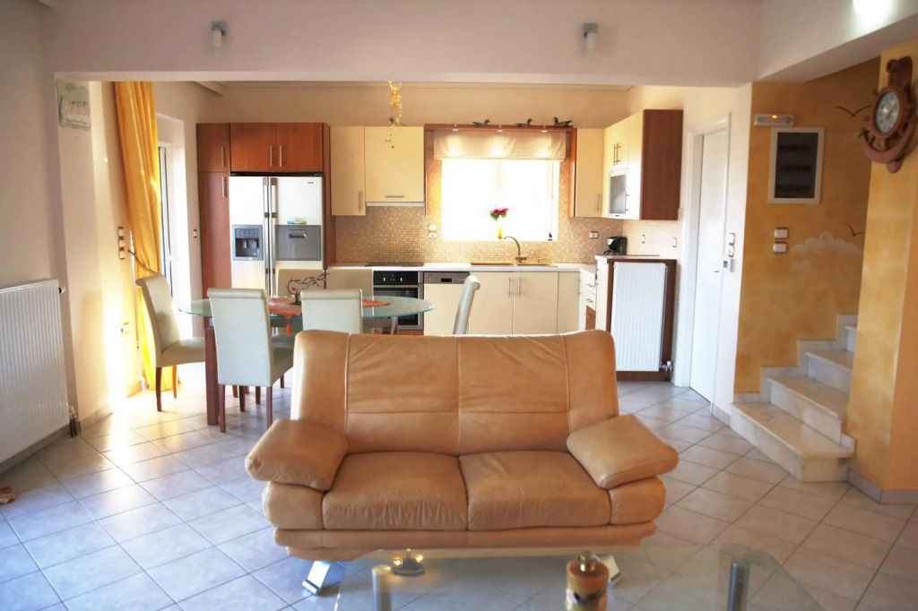 Schinias Bright Spacious Maisonette-panoramic View