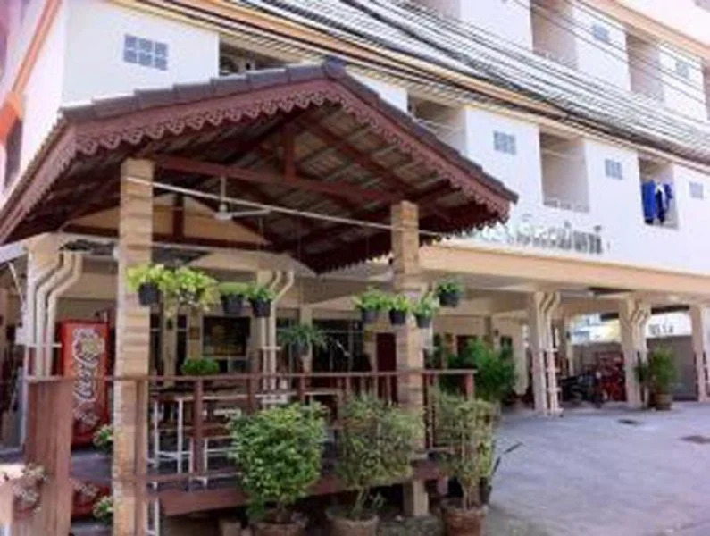 Pon 1 Hotel