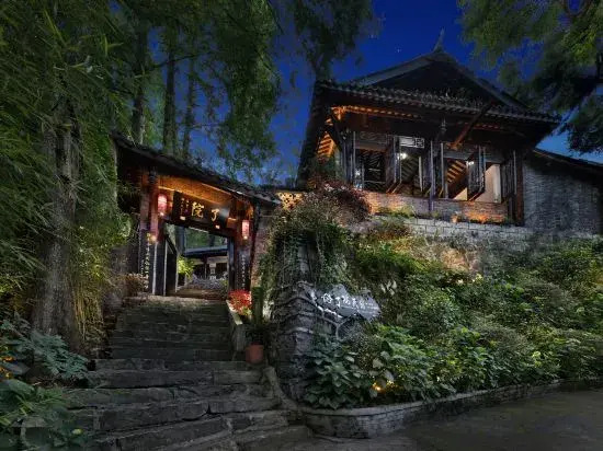Dujiangyan Qingcheng Back Hill Liaoyuan B&B