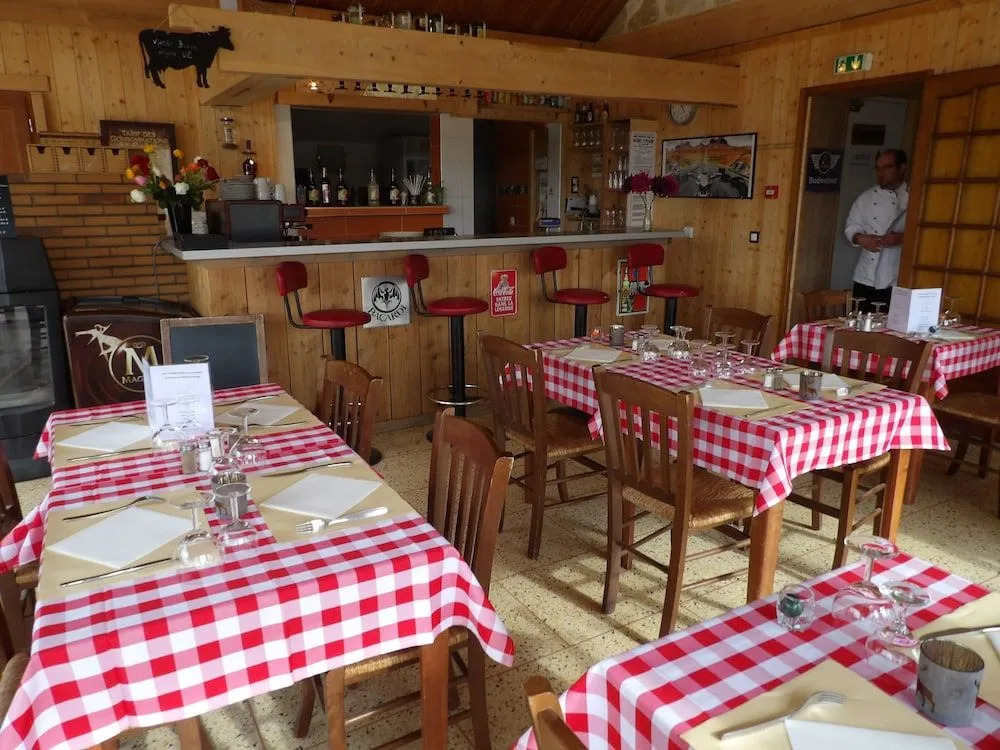 Logis Hotel de lArtuby