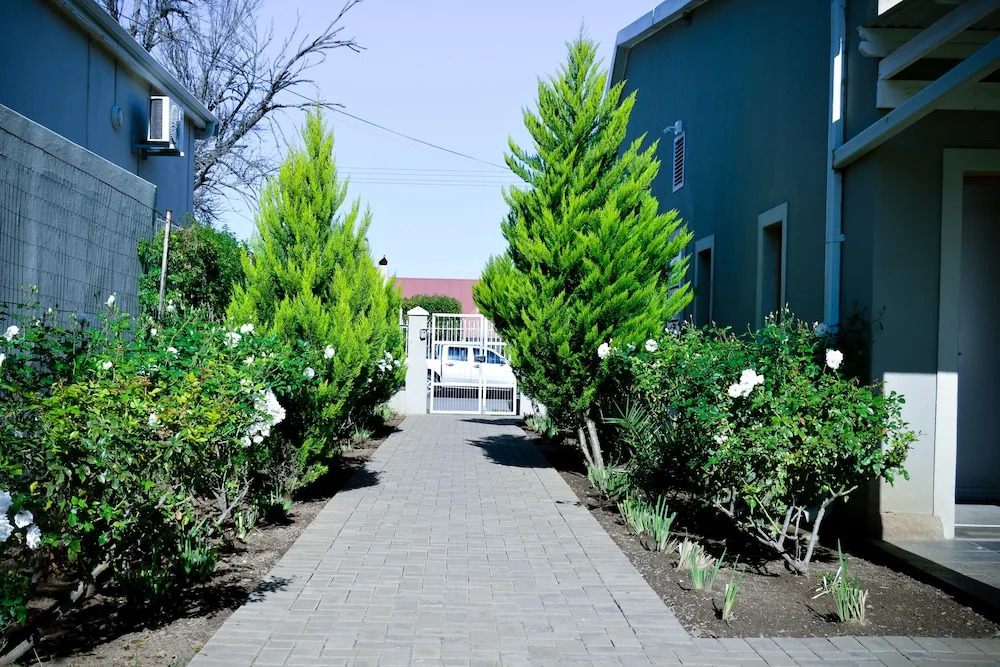 Komani Resorts