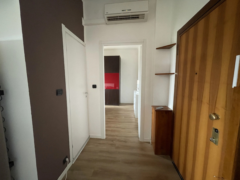 Impeccable 2-bed House in Milano up to 4 People