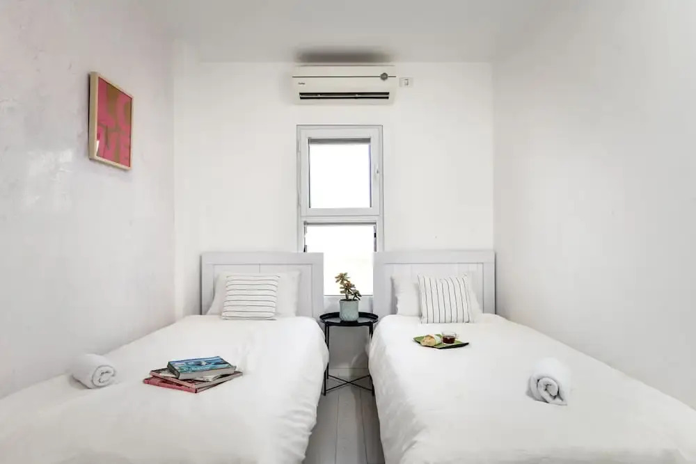 Modern Gem with Stunning Balcony by Sea N Rent