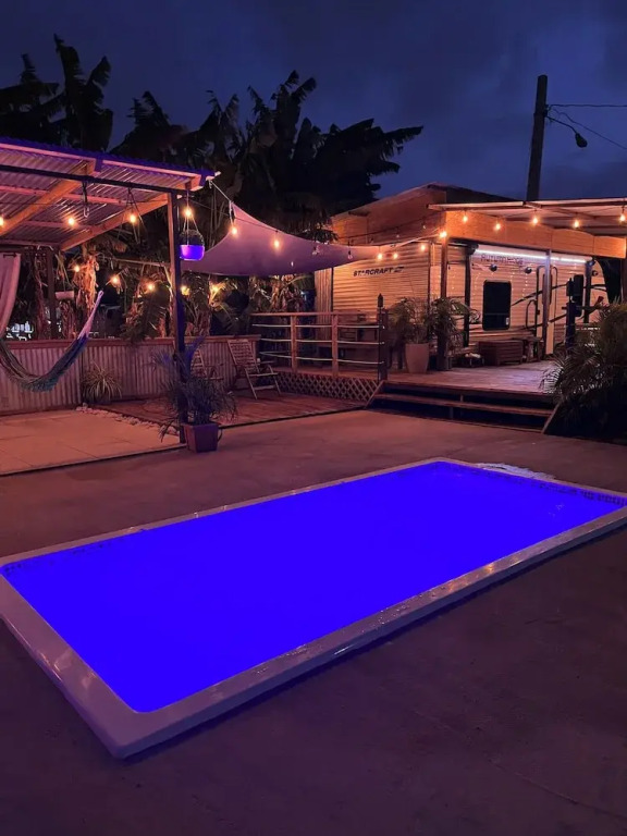 El Camper with private pool