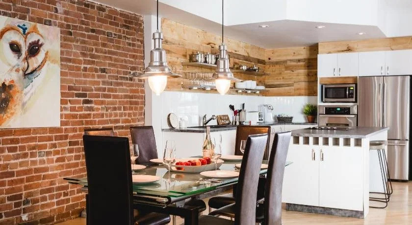 MTLVacationRentals - The City Chalet