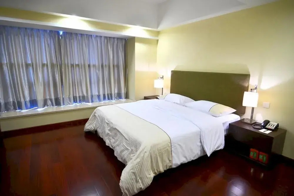 Zhanhong Pazhou Service Apartment
