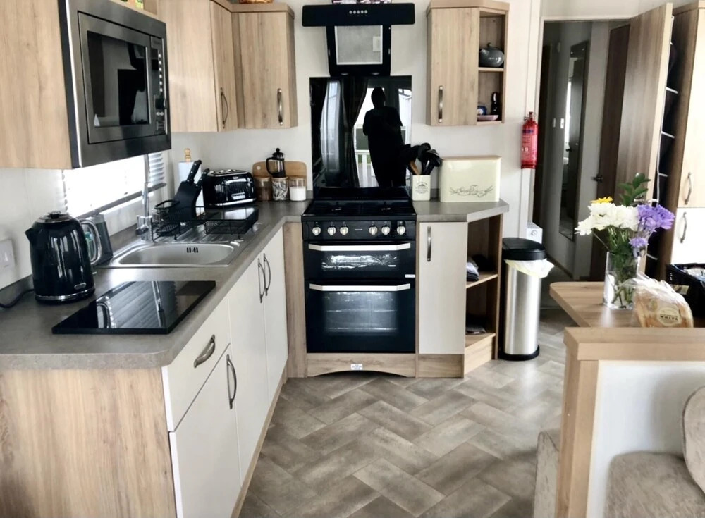 Inviting Static Caravan in Whitstable, Kent