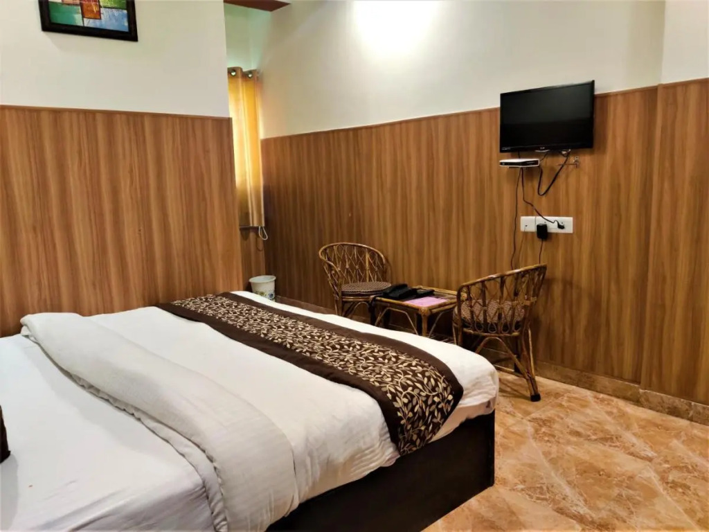 PerfectStayz Value Hills Tapovan