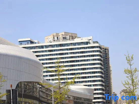 Muhai Lvsu Seaview Apartment (Development Zone Shibeiwan Water Park Branch)
