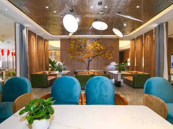 Green No. 19 Hotel (Nanyang Seventh Road Wollonggang Store)