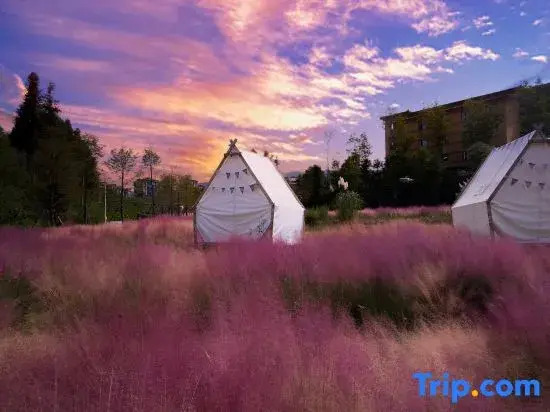 Tengchong Jiuduo Hot Spring Hotel (Mayu Valley Hot Spring Town Branch)