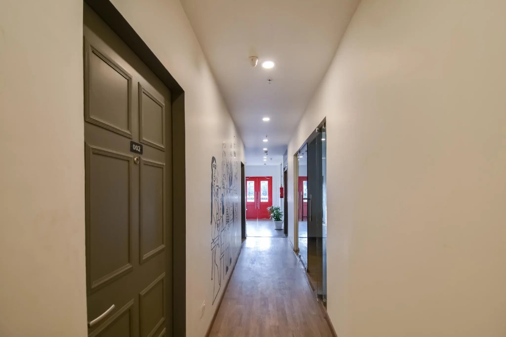 OYO Townhouse 7715 Hotel KG Estate