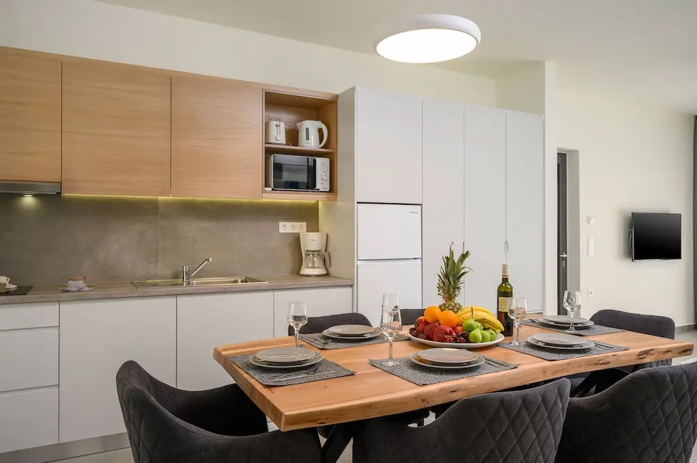 Athina Suites Luxury Suites Near The Sea Platanias