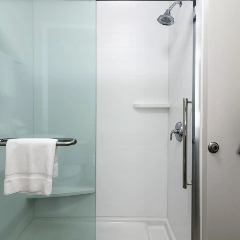 Holiday Inn Express & Suites Allen Park by IHG