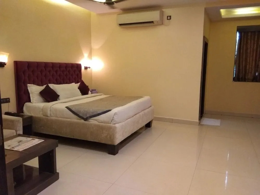 JK Rooms 127 Hotel Parashar Check In