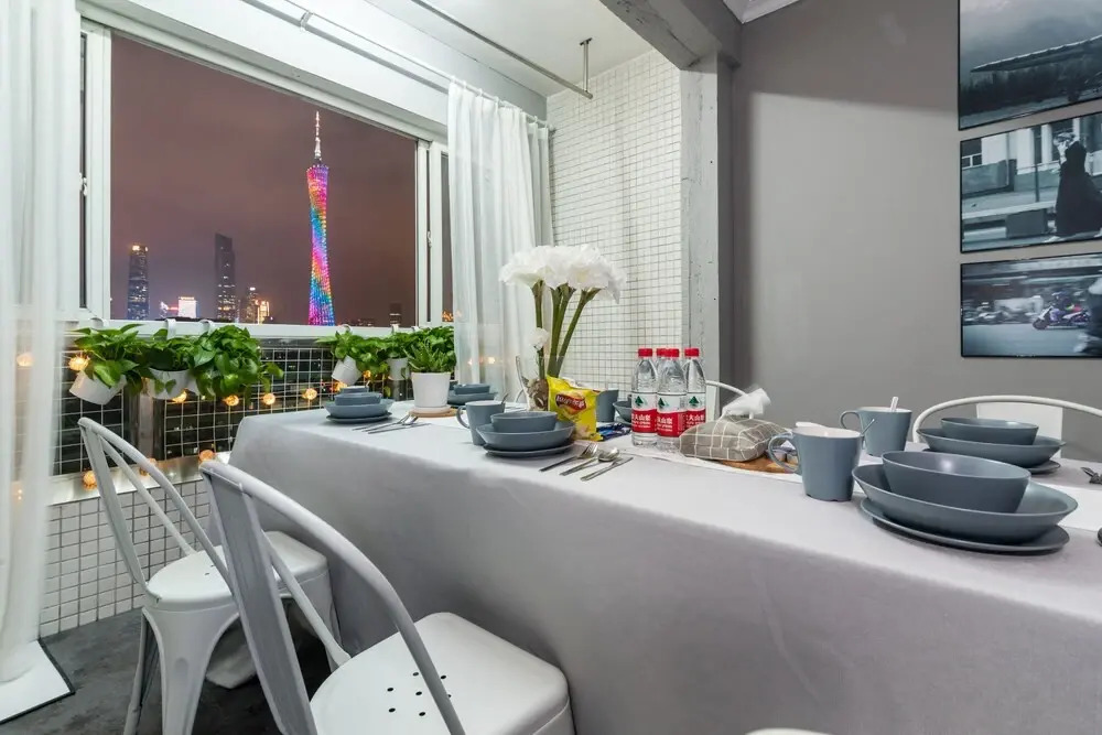 Yihui Apartment