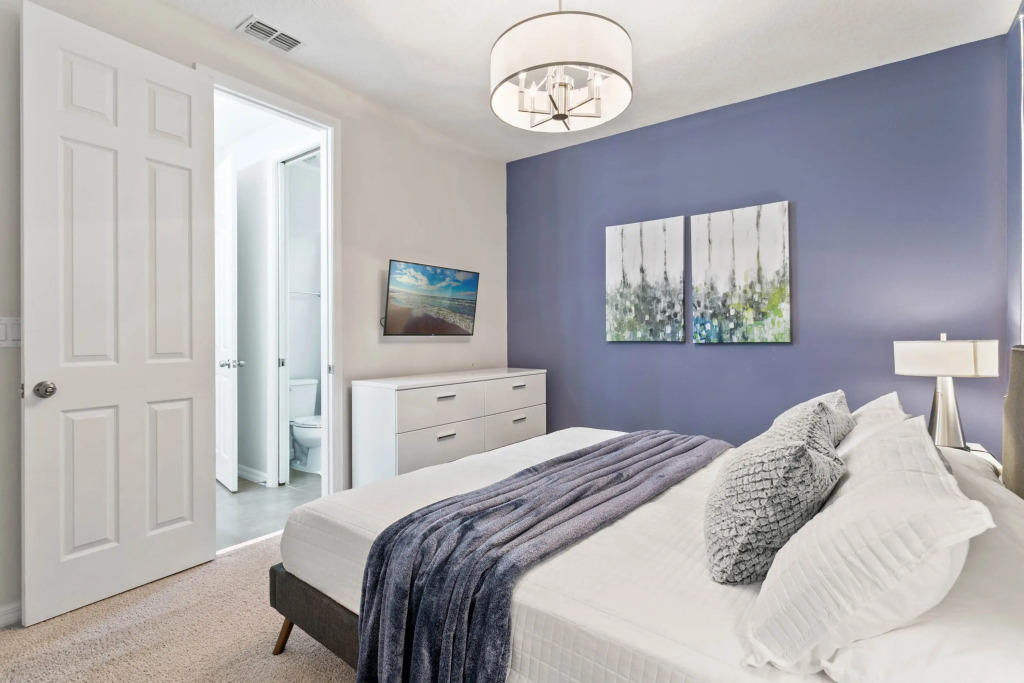 9 BD 6.5 BA Solara 1552 NP