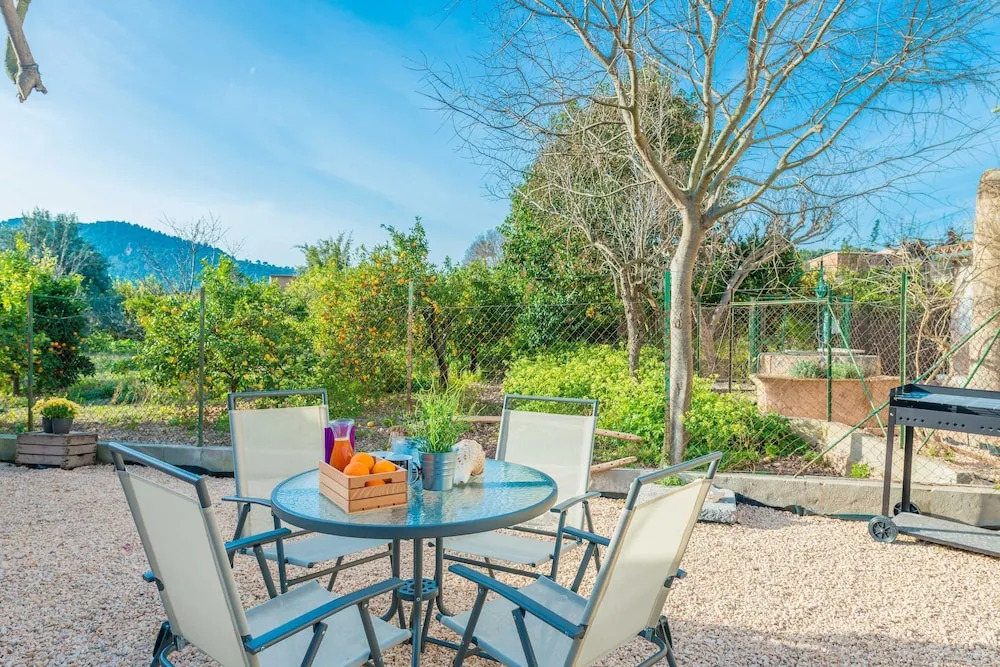 Can Raia in S Ller With 4 Bedrooms and 2 Bathrooms