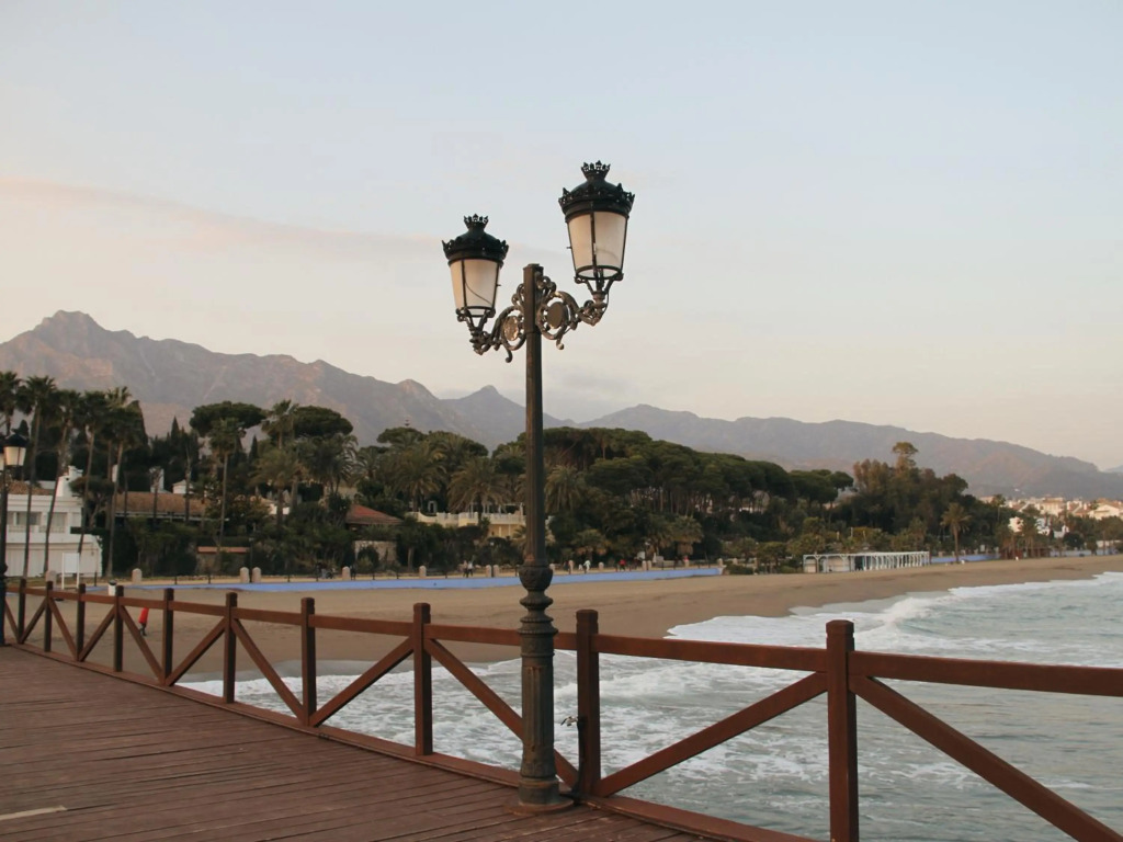 Stylish 5-Bdrs Duplex/Penthouse - Heart Of P.Banus