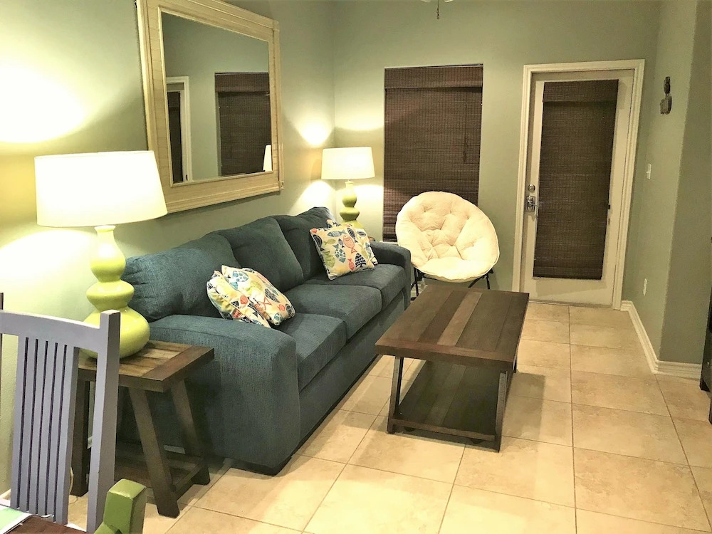 The 13th Wave Gsc13 4 Bedrooms 3 Bathrooms Condo