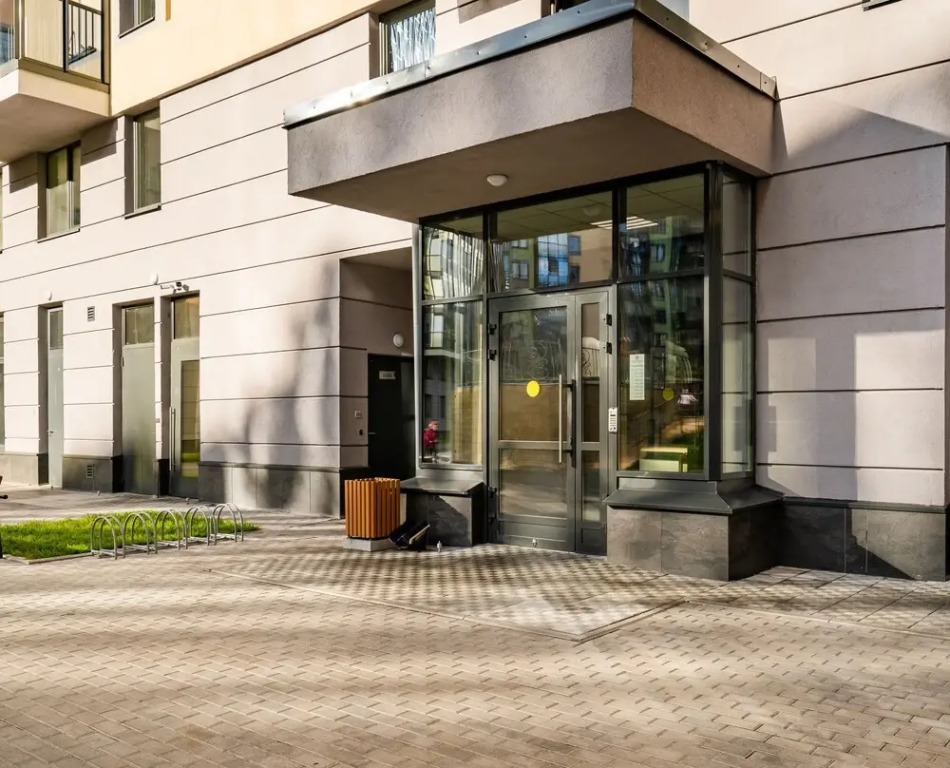 4BR Penthouse Terrace by Simply Comfort