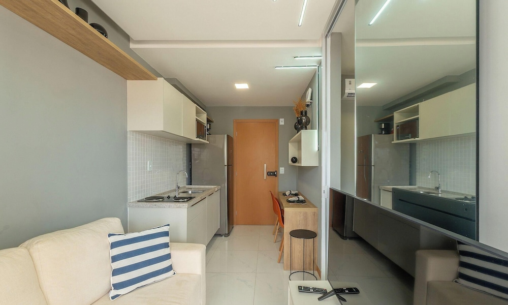 SMT - Building 750m From the Beach in Salvador