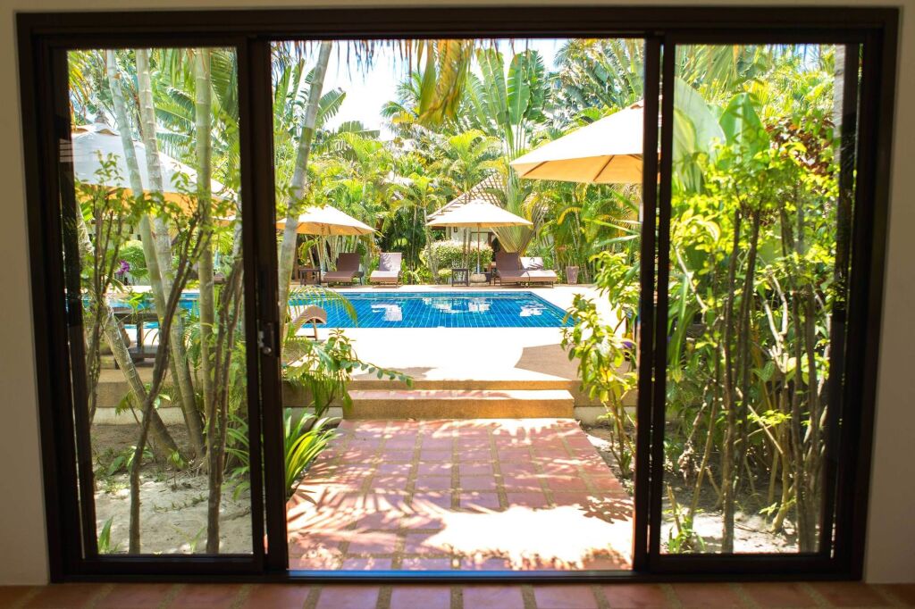 Easy Time Resort