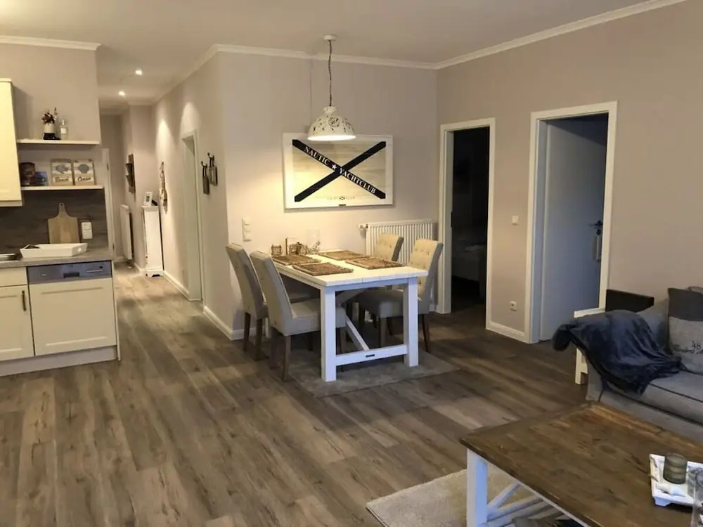 Apartment 28, Seestern Residence