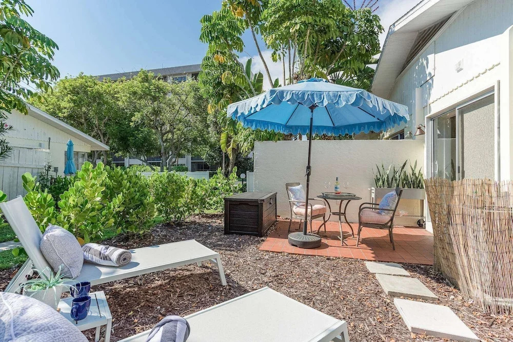 Pelican Gardens 7 By Lido Beach