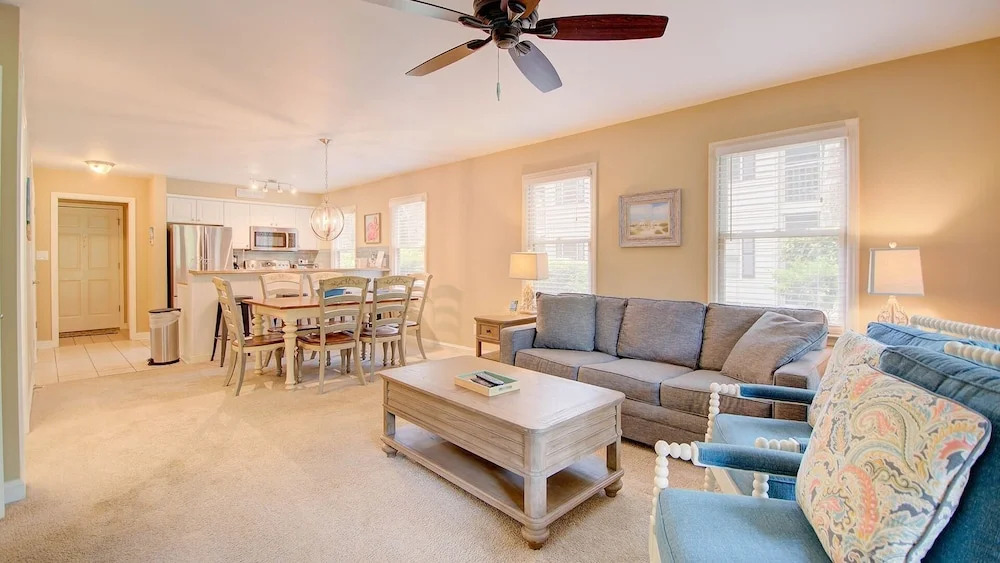 #111-1 Weehawka Way 2 Bedrooms 2 Bathrooms Condo