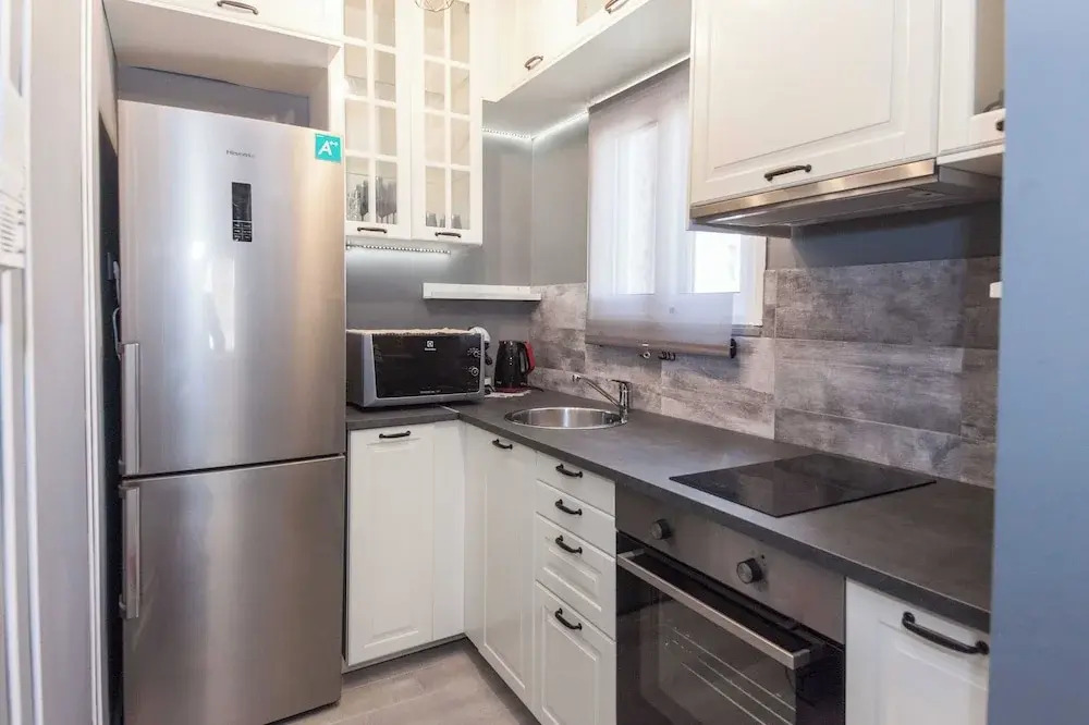Fresh 1 Bd Apt w Balcony in Kato Patisia