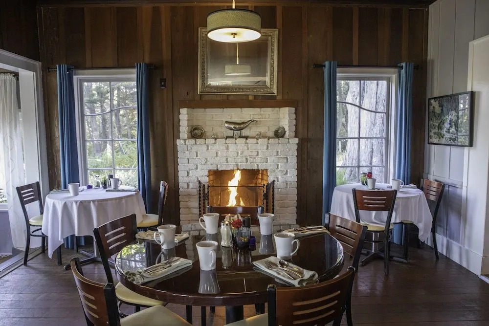 Inn at Schoolhouse Creek