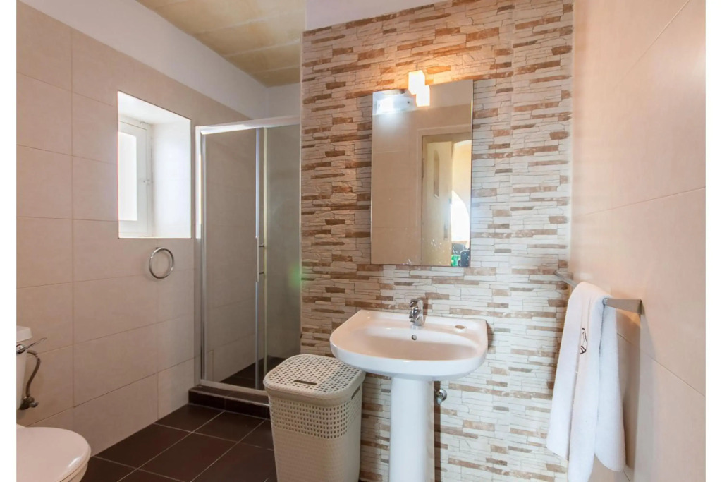 Twilight Gozitan Farmhouse With Pool - Happy Rentals