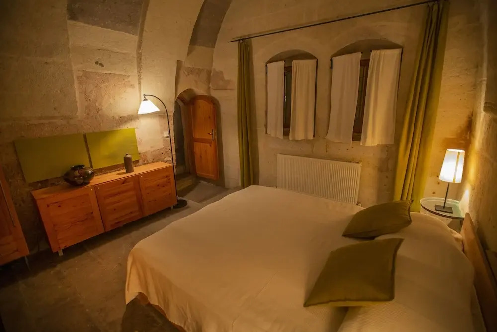 Asmalı Cave House