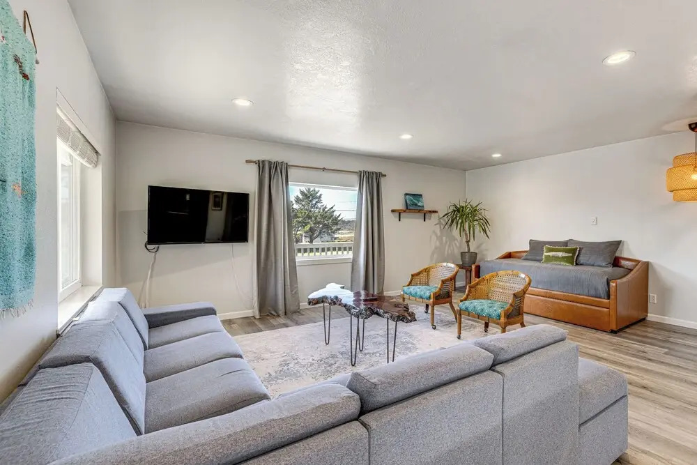 Walk to Pacific City Beach Access: Home w/ Deck!