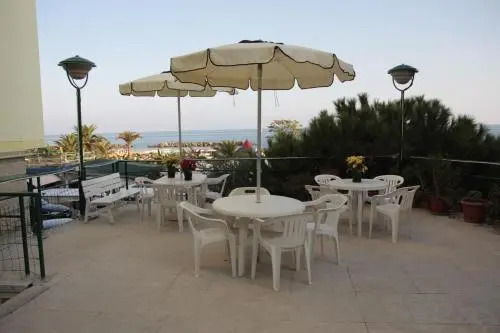Hotel Ideal