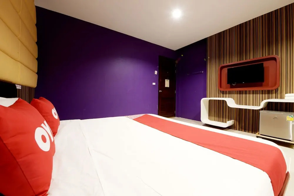 OYO 477 Sriracha Hotel And Spa