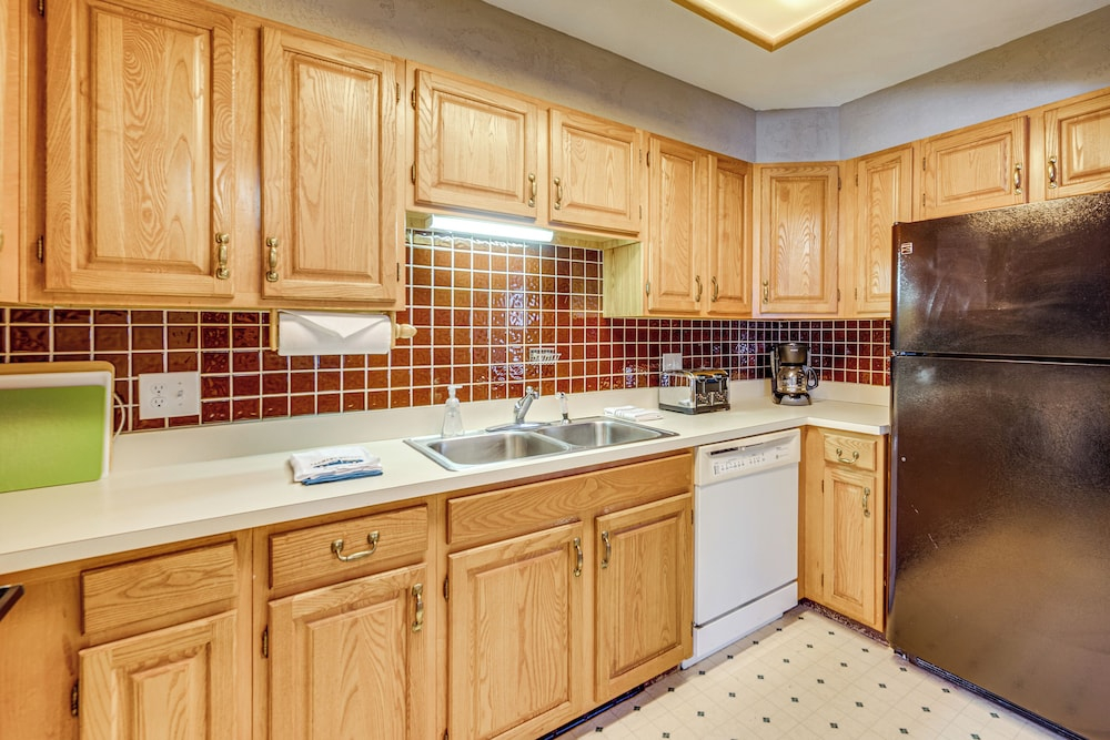 Bartlett Mountain Condo Near Hikes & Waterfalls