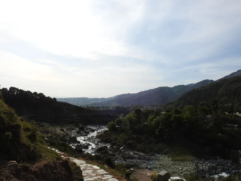 Camp Dharamshala - Luxury with peace
