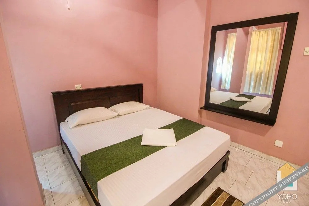 The Bro Hotel by OYO Rooms